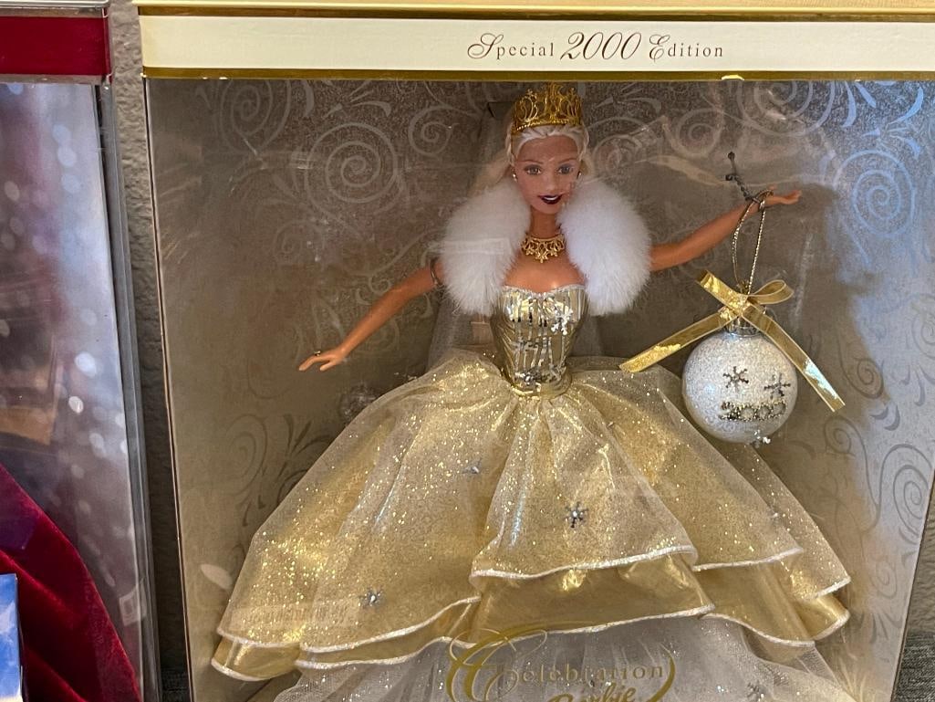 SPECIAL EDITION 2000 AND 2002 BARBIE BY MATTEL DOLLS PLUS MATCHING ORNAMENTS - 2