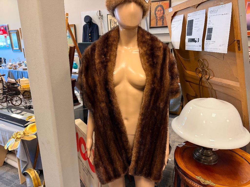 CITY PARIS SAN FRANCISCO LADIES MINK SHOULDER WRAP - 2