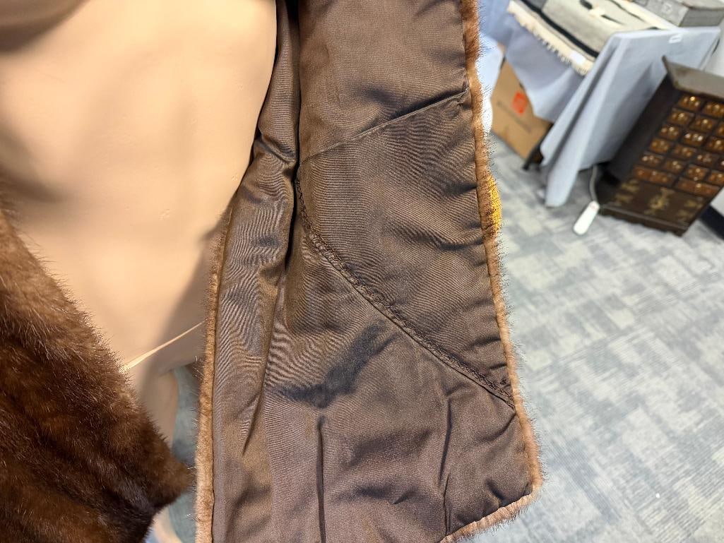 CITY PARIS SAN FRANCISCO LADIES MINK SHOULDER WRAP - 6