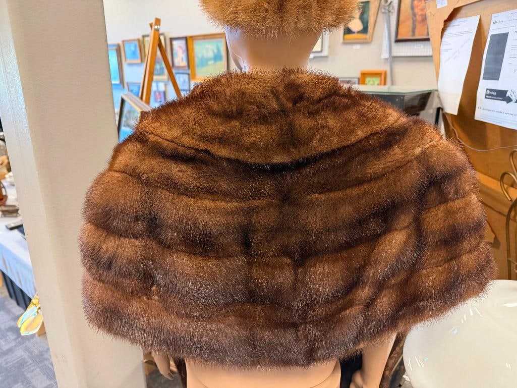 CITY PARIS SAN FRANCISCO LADIES MINK SHOULDER WRAP - 9