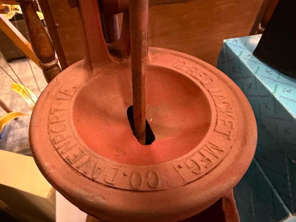 ANTIQUE 2 RED JACKET MFG. COMPANY CAST IRON HAND PUMP - 5