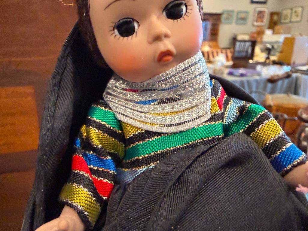 VINTAGE MADAME ALEXANDER DOLL CO. DOLLS LITTLE WOMEN DOLLS OF THE WORLD - 15