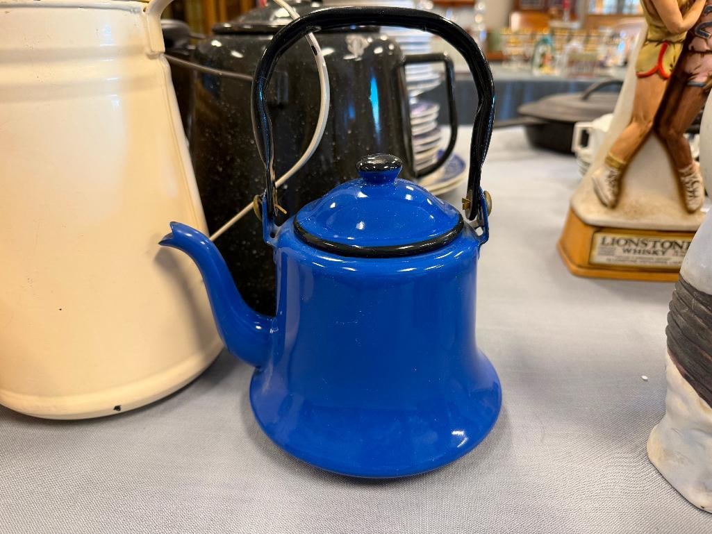 VINTAGE AND NEW ENAMELED TEAPOTS / COFFEE POTS AND MUGS - 5