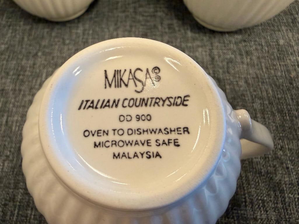 MIKASA ITALIAN COUNTRYSIDE DD 900 SAUCERS AND CUPS, 16 SETS WITH CREAMER - 5