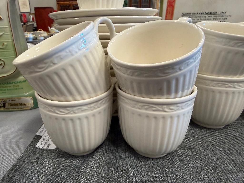 MIKASA ITALIAN COUNTRYSIDE DD 900 SAUCERS AND CUPS, 16 SETS WITH CREAMER - 7