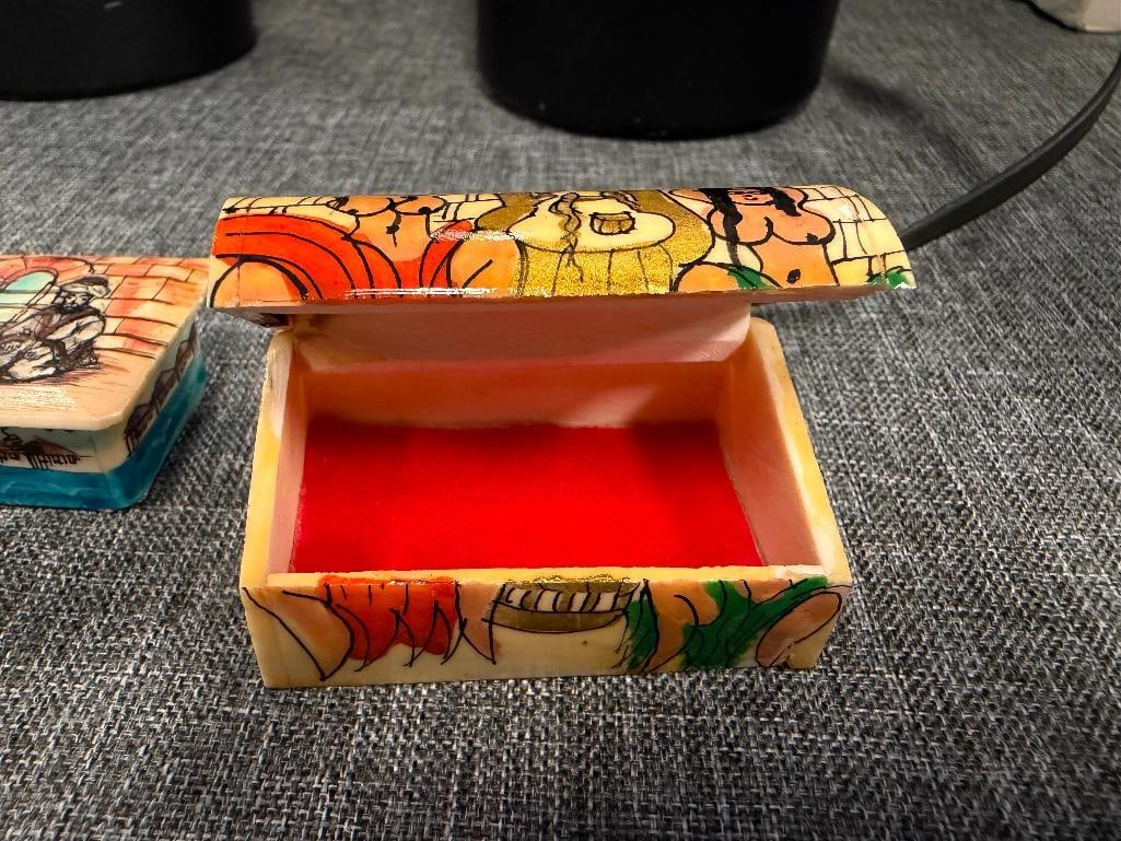 20TH CENTURY HAND CARVED CAMEL BONE TRINKET BOXES AND PERFUME BOTTLES FROM ISTANBUL - 4