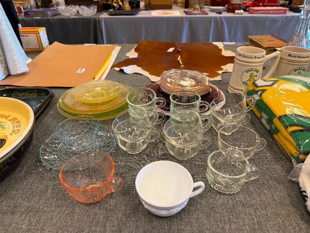 ASSORTMENT OF VINTAGE GLASSWARE DEPRESSION GLASS, PRESSED GLASS, ETC. - 2