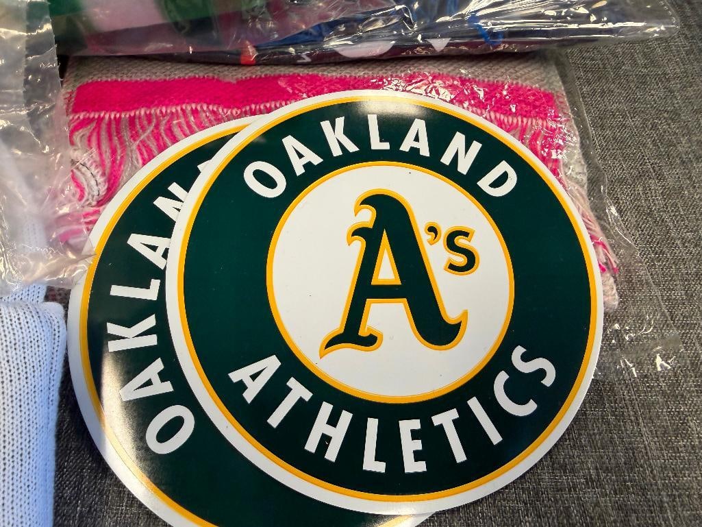 OAKLAND A'S / ATHLETICS BASEBALL COLLECTIBLES MUGS, KNITTED BEANIE, MAGNETS, BLANKET, SCARVES - 3