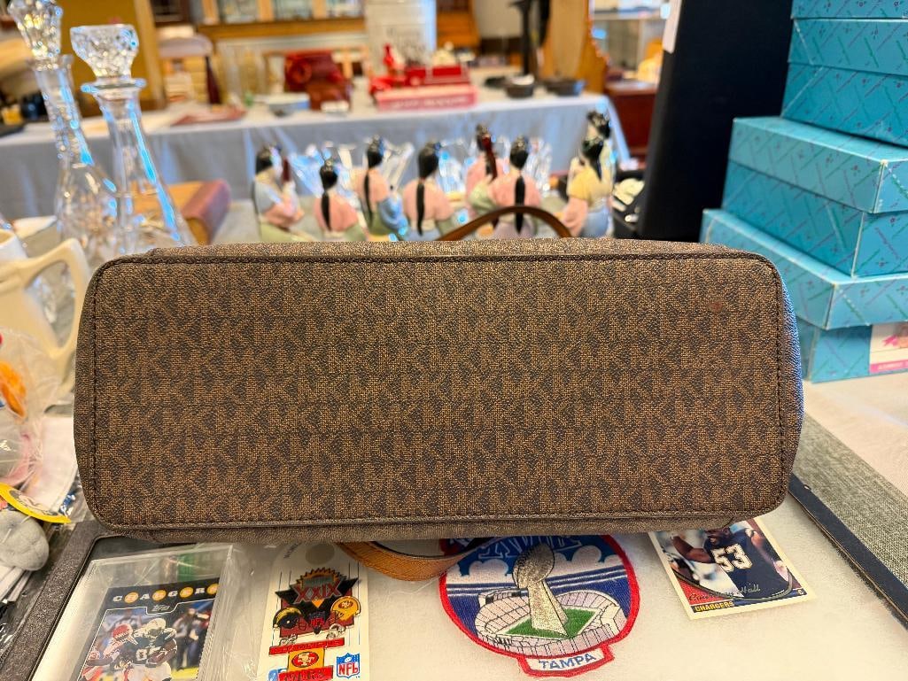 MICHAEL KORS BROWN MONOGRAM SATCHEL BAG - 17