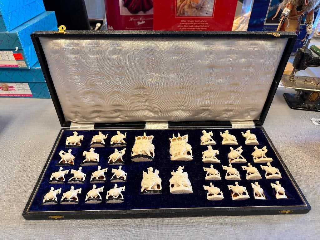 RAJASTHANI HAND CARVED BONE CHESS PIECES MADE IN INDIA CIRCA LATE 1880'S - 2