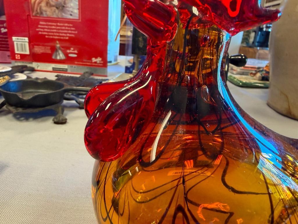 HAND BLOWN ART GLASS PAPERWEIGHT AND HEN FIGURE - 5