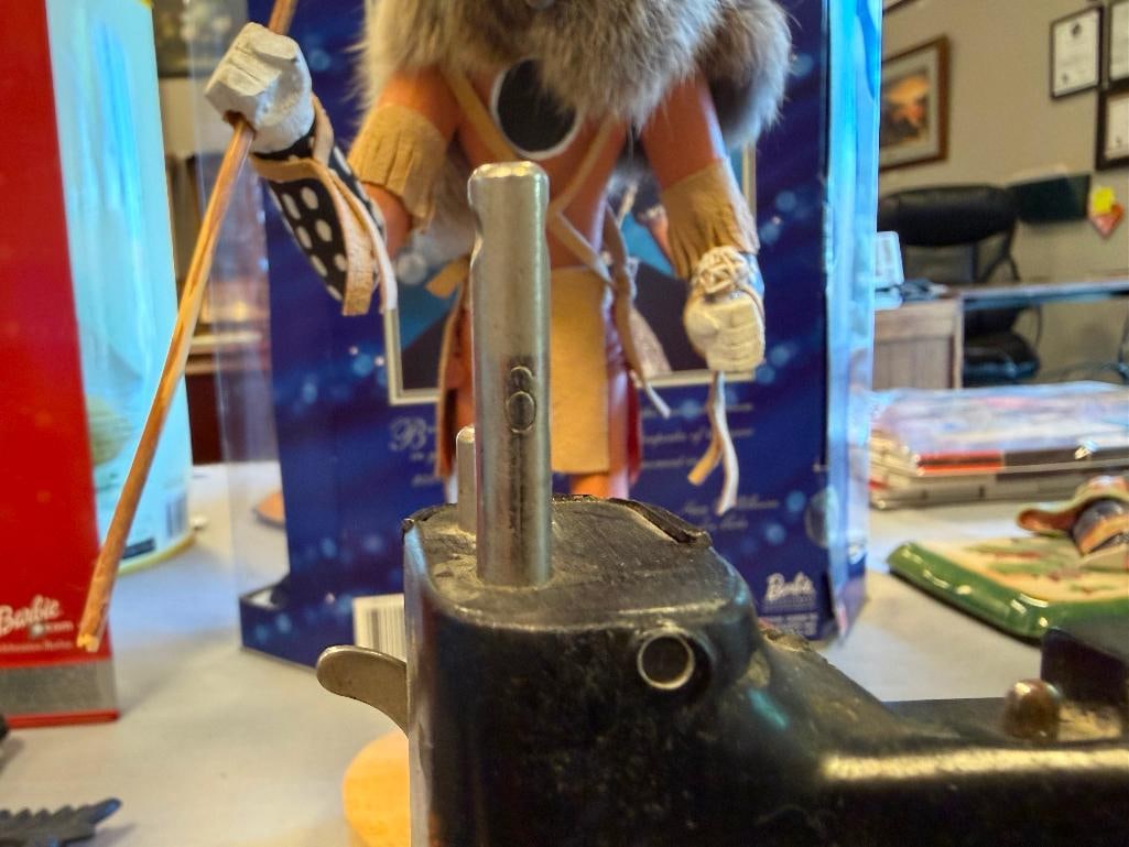 VINTAGE SINGER TOY SEWING MACHINE CHILDRENS TOY - 8