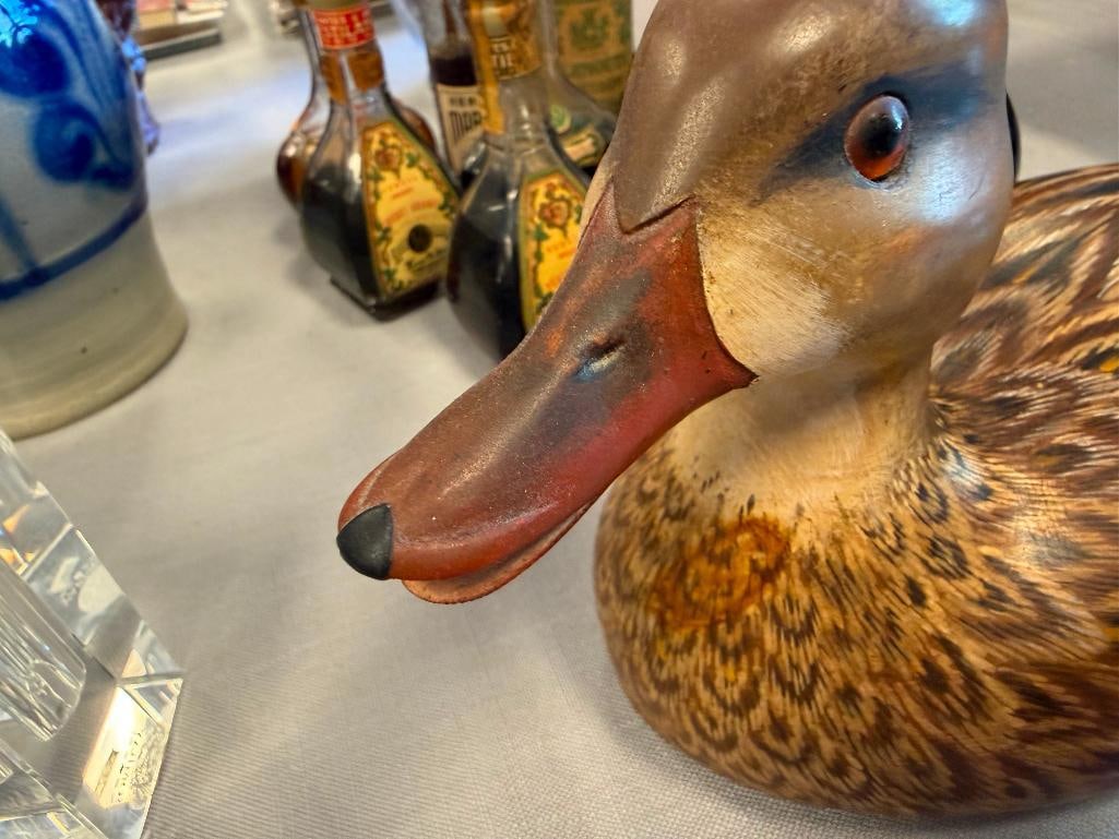 JENNIFER LINDER HAND CRAFTED WOODEN DUCK DECOY OF A MALLARD HEN DATED 1986 - 4
