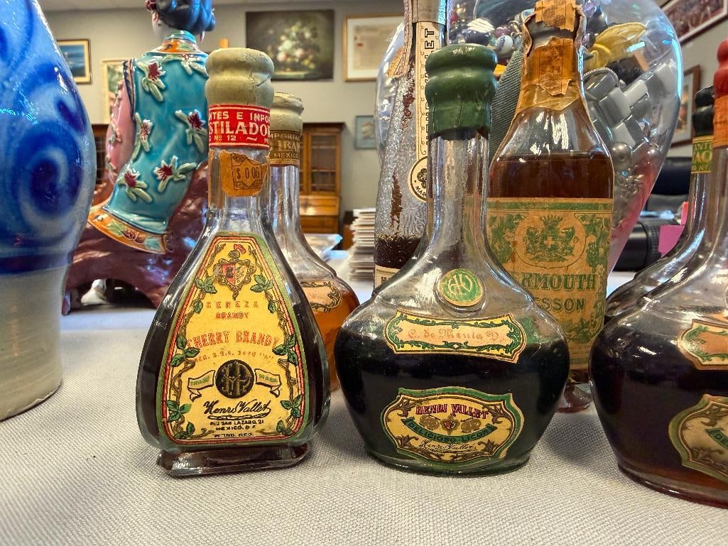 VINTAGE 1/10 PINT LIQUOR BOTTLES HENRI VALLET, VERMOUTH BRESSON, EUSTAQUIO IBARRA - 5