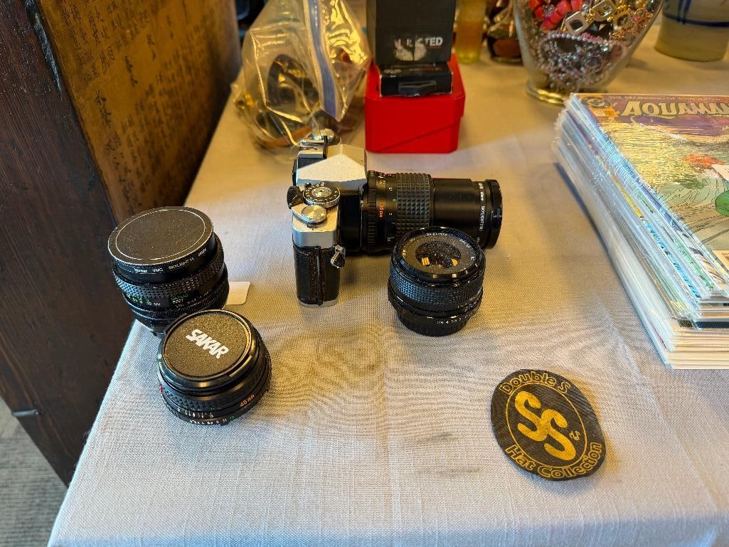 CIRCA 1977 MINOLTA XD 11 SLR FILM CAMERA WITH MINOLTA 135MM AND 35MM LENSES - 2