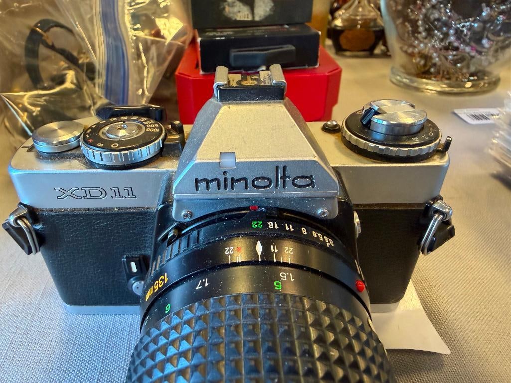 CIRCA 1977 MINOLTA XD 11 SLR FILM CAMERA WITH MINOLTA 135MM AND 35MM LENSES - 5
