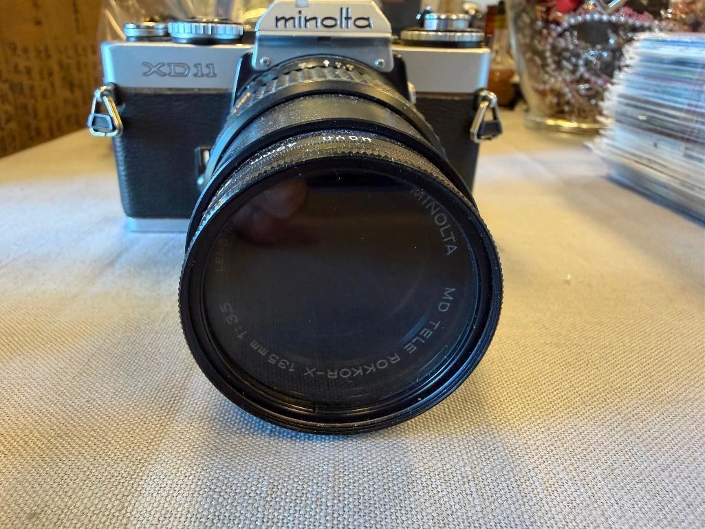 CIRCA 1977 MINOLTA XD 11 SLR FILM CAMERA WITH MINOLTA 135MM AND 35MM LENSES - 7