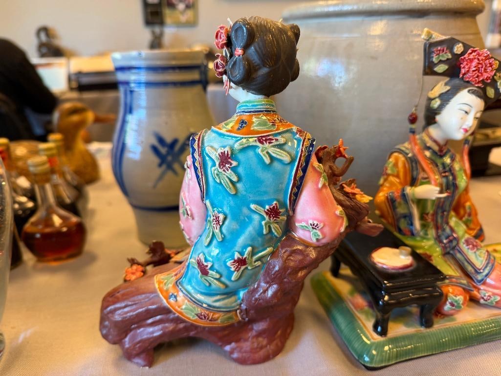 CHINA SHIWAN WUCAI CERAMIC FEMALE FIGURES - 13