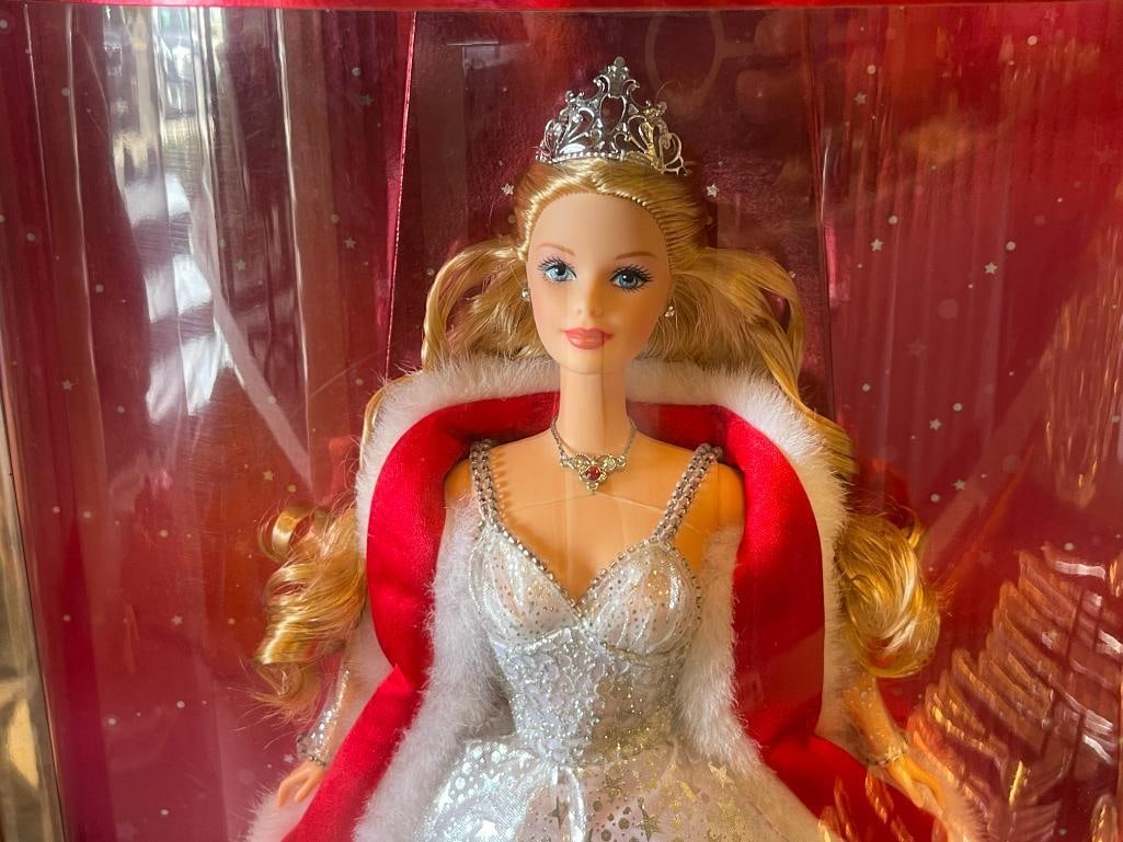 BARBIE DOLLS BY MATTEL 2000 CELEBRATION, 2001 HOLIDAY, AND 2002 HOLIDAY BARBIE IN ORIGINAL PACKAG... - 17