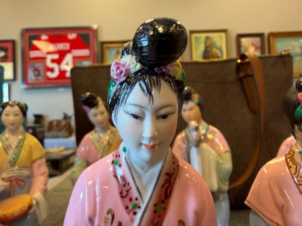 VINTAGE JAPANESE GEISHA MUSICIANS PORCELAIN FIGURES - 7