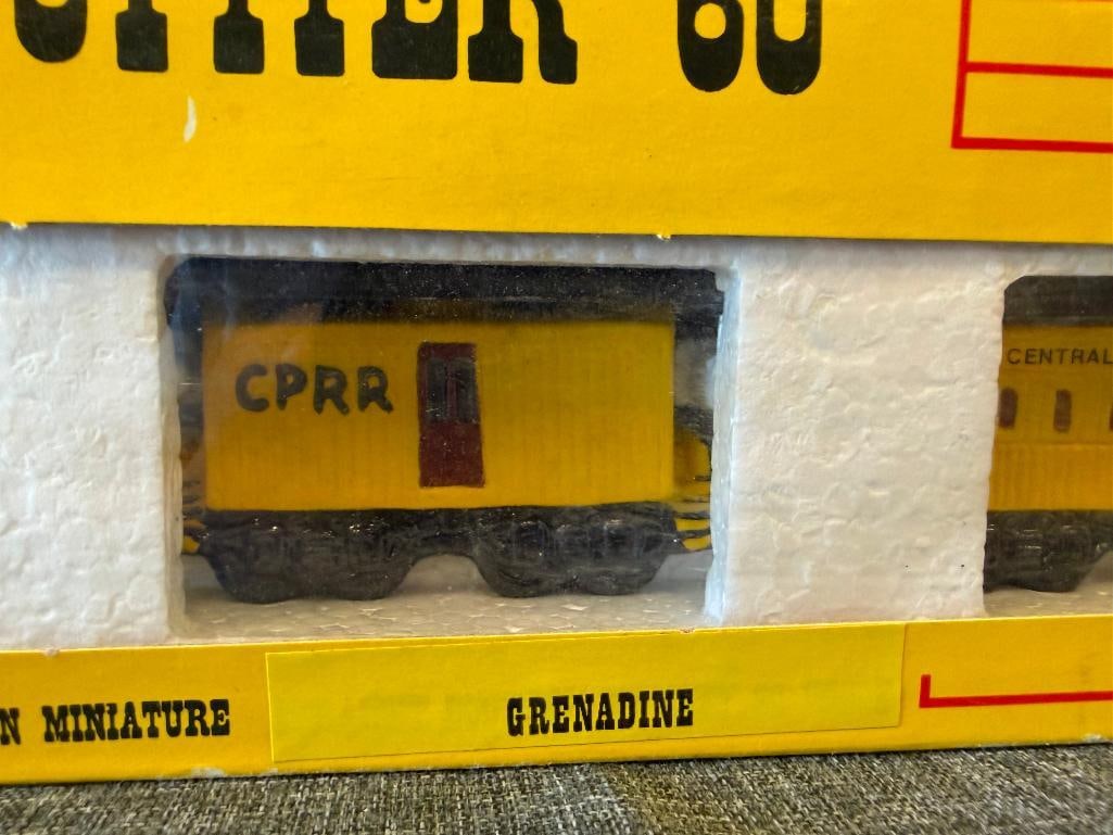 MCCORMICK JUPITER 60 LIMITED EDITION MINIATURE TRAIN DECANTER SET - 11