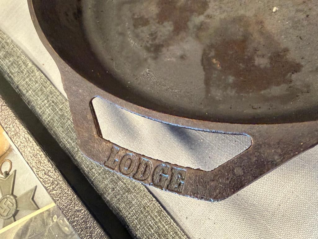 CRACKER BARREL CAST IRON SKILLET WITH LODGE DRIP LID - 5