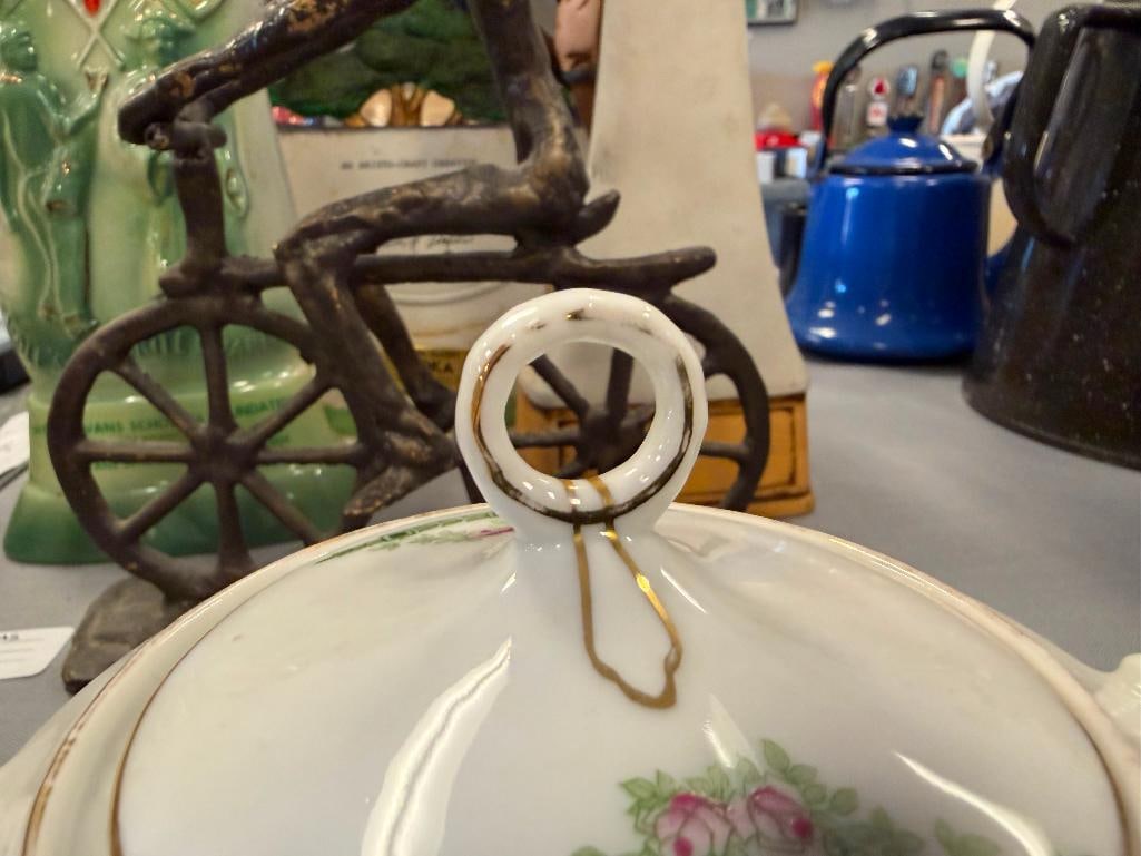 HEINRICH & CO. IMPERIAL CHINA SUGAR BOWL AD CREAMER WITH FOUR SAUCERS BAVARIA - 5