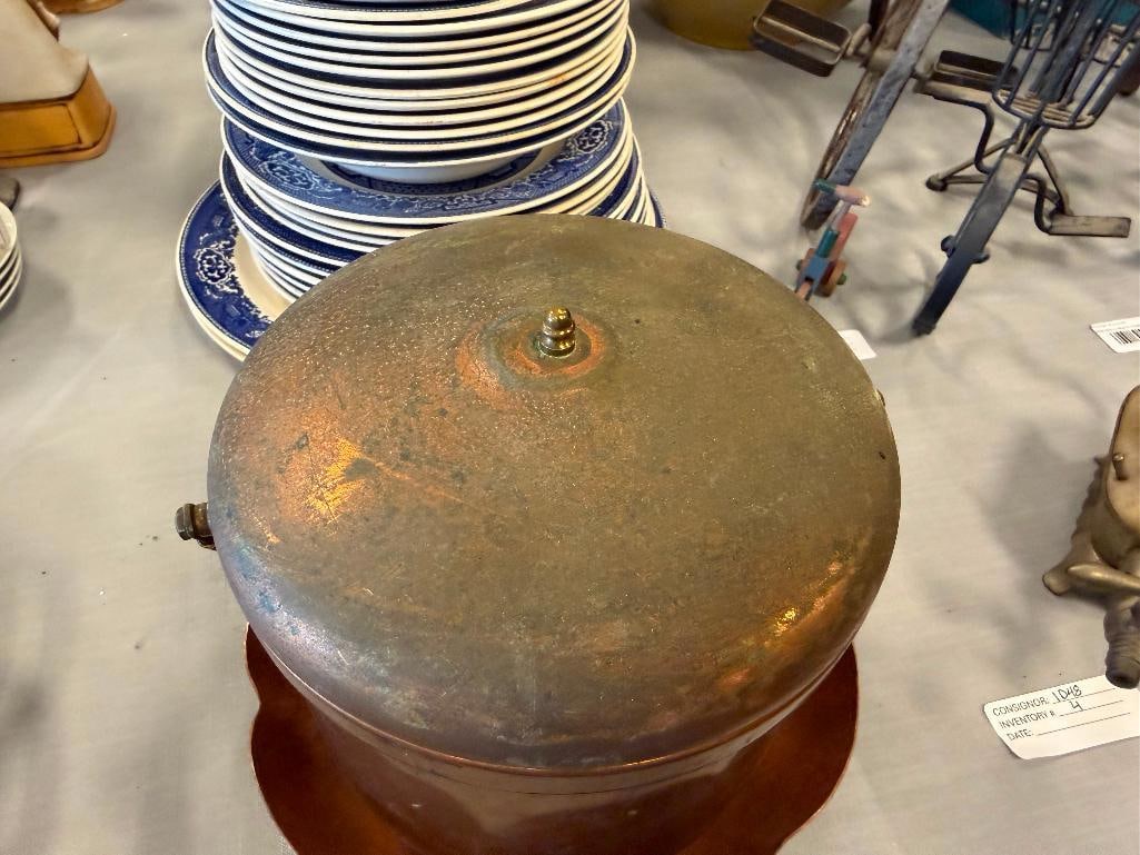 MID-CENTURY WILLOW WARE BY ROYAL CHINA BLUE WILLOW CHINA CIRCA 1949-1960 - 16