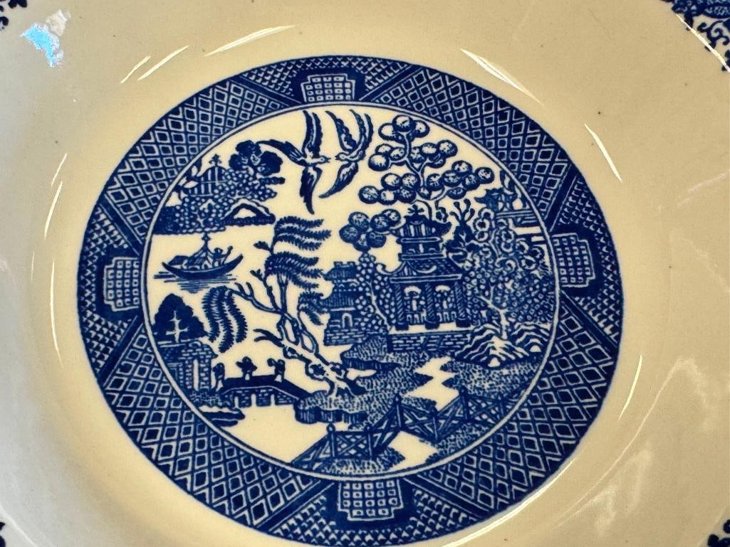 MID-CENTURY WILLOW WARE BY ROYAL CHINA BLUE WILLOW CHINA CIRCA 1949-1960 - 7