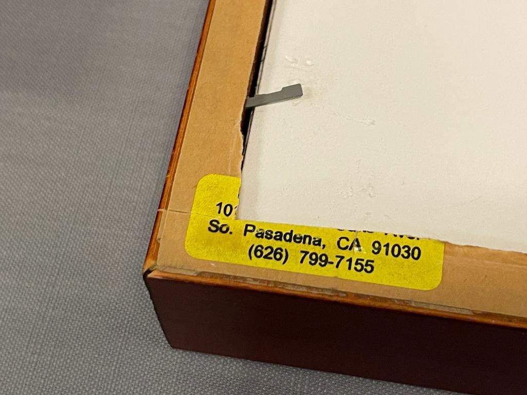 ROYAL ALBERT AND QUEEN VICTORIA COMMEMORATIVE SOUVENIR GLASS PAPERWEIGHT - 5