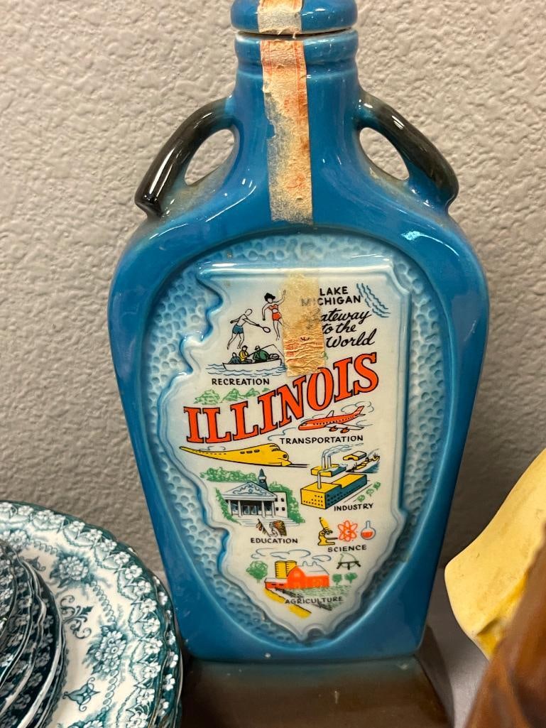 TEN VINTAGE CERAMIC / CHINA COLLECTIBLE DECANTERS MOST MADE BY REGAL CHINA - 7