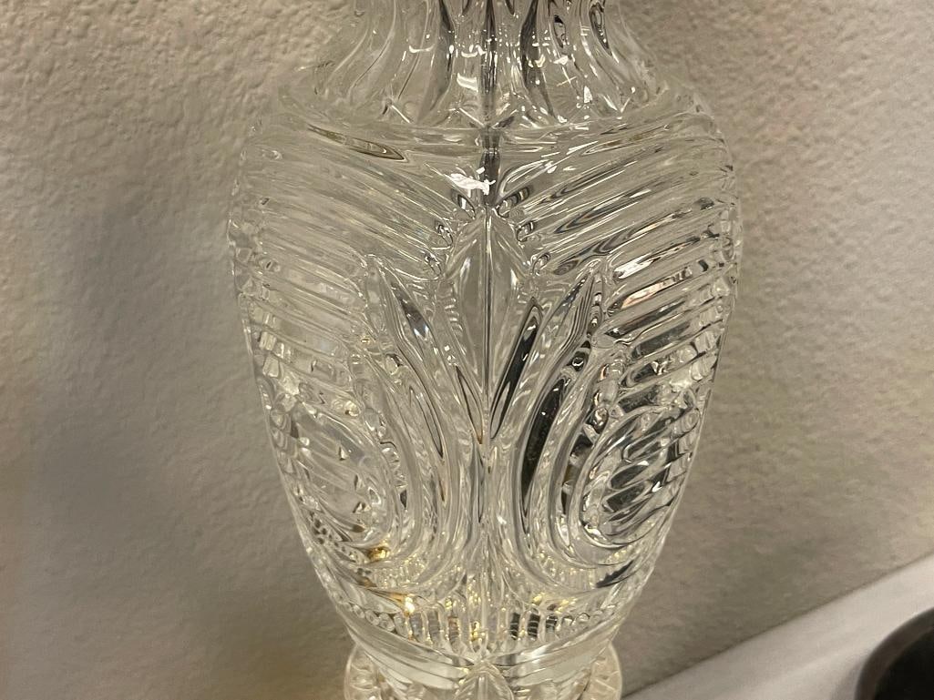 TWO CRYSTAL TABLE LAMPS WITH BRASS BASE AND TOP TRIM - 4