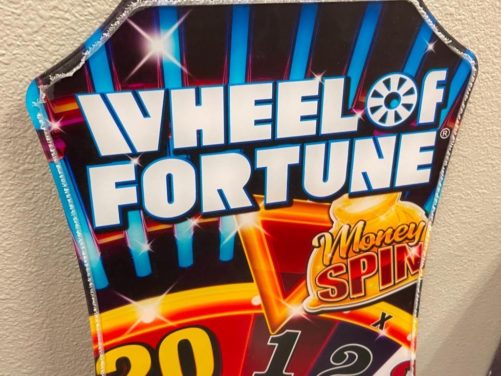 IGT WHEEL OF FORTUNE REAL 4D ACRYLIC GAMING SLOT MACHINE SIGN - 3