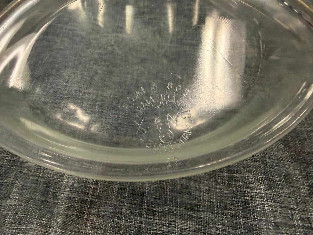 FIVE PIECES OF CLEAR GLASS TABLEWARE INCLUDING UNIQUE RUFFLED RIM CHIP AND DIP SERVING BOWL - 4