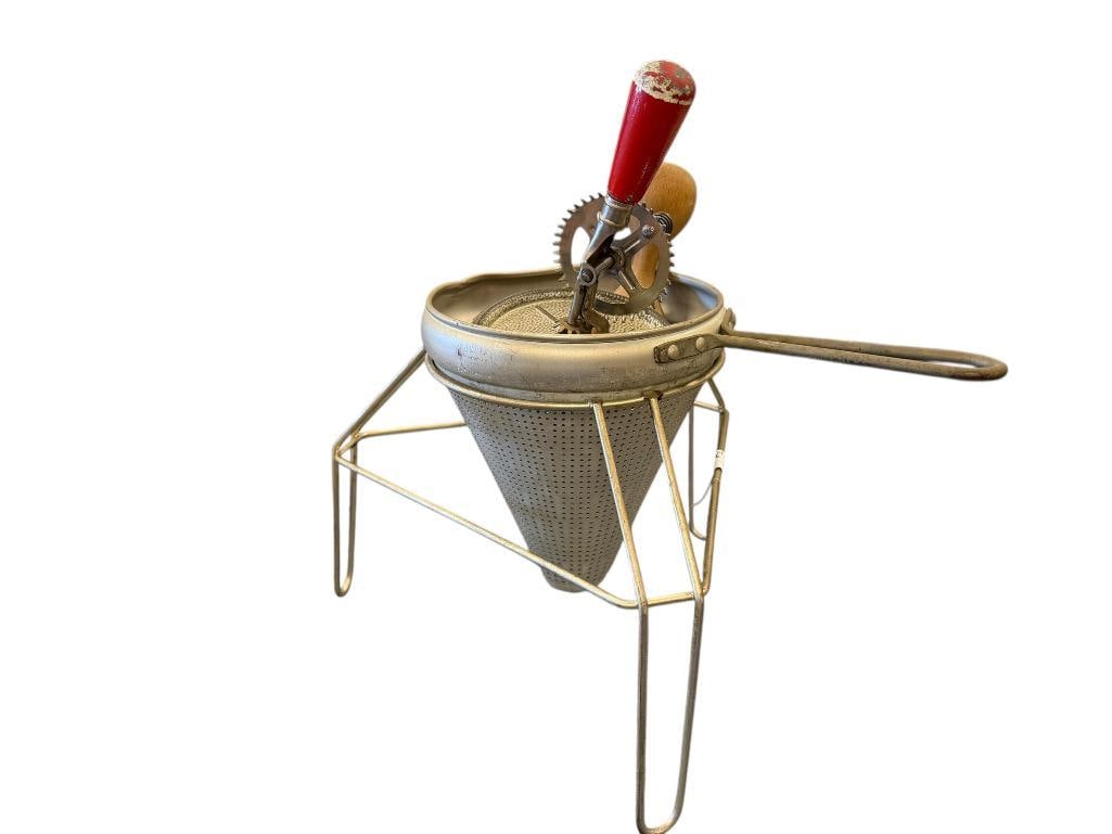 VINTAGE VIKO ALUMINUM FOOD STRAINER SET INCLUDING MIXER AND WOOD PESTLE: GOOD CONDITION 9" H 