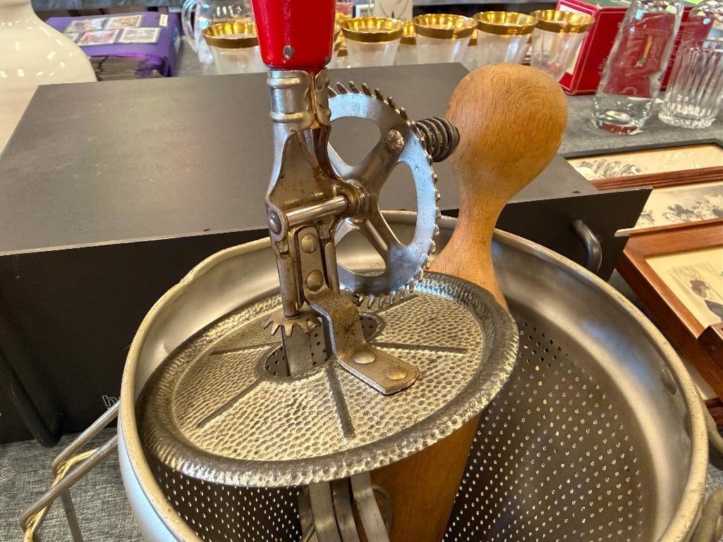 VINTAGE VIKO ALUMINUM FOOD STRAINER SET INCLUDING MIXER AND WOOD PESTLE - 3