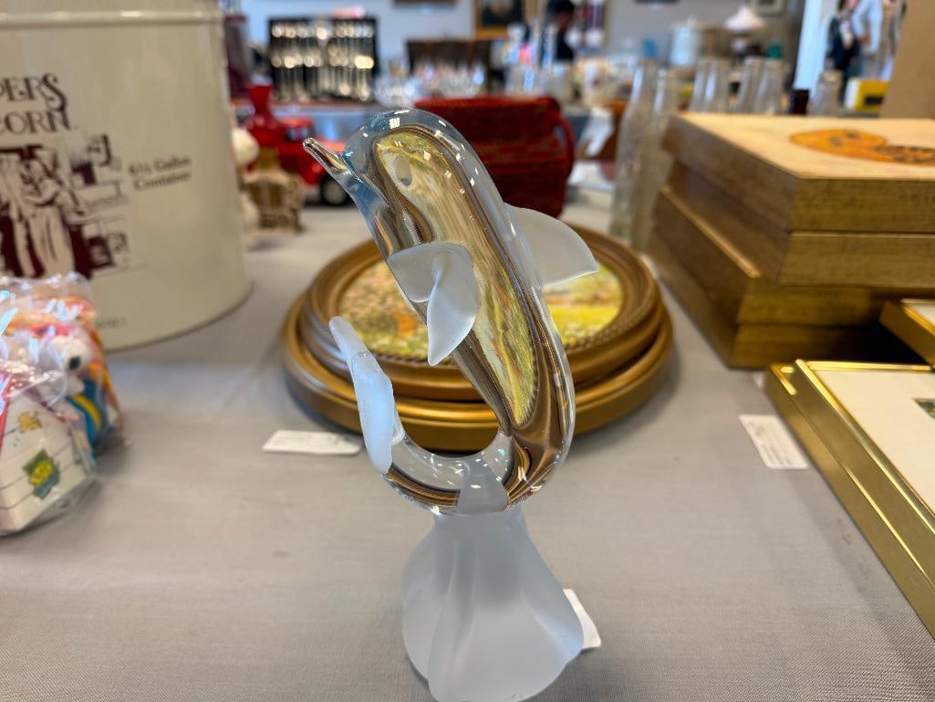 FROSTED AND CLEAR CRYSTAL SEA LIFE DOLPHIN FIGURINE SIGNED MIREAU - 2