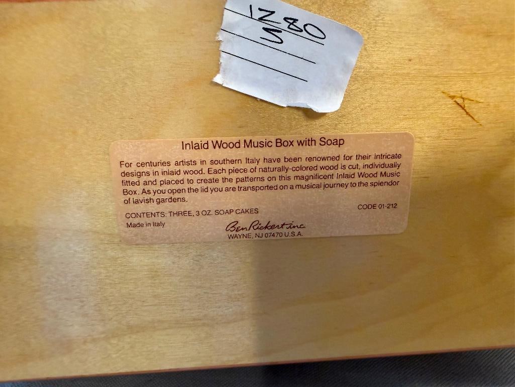ELEGANT ITALIAN BEN RICKERT INC. INLAID WOOD MUSIC BOX WITH SOAP FEATURING FLORAL DESIGN - 8