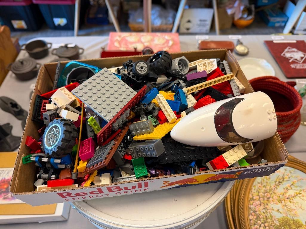 APPROX 15LBS OF ASSORTED LEGOS IN CULPEPPERS POPCORN TIN BUCKET WITH LID - 2