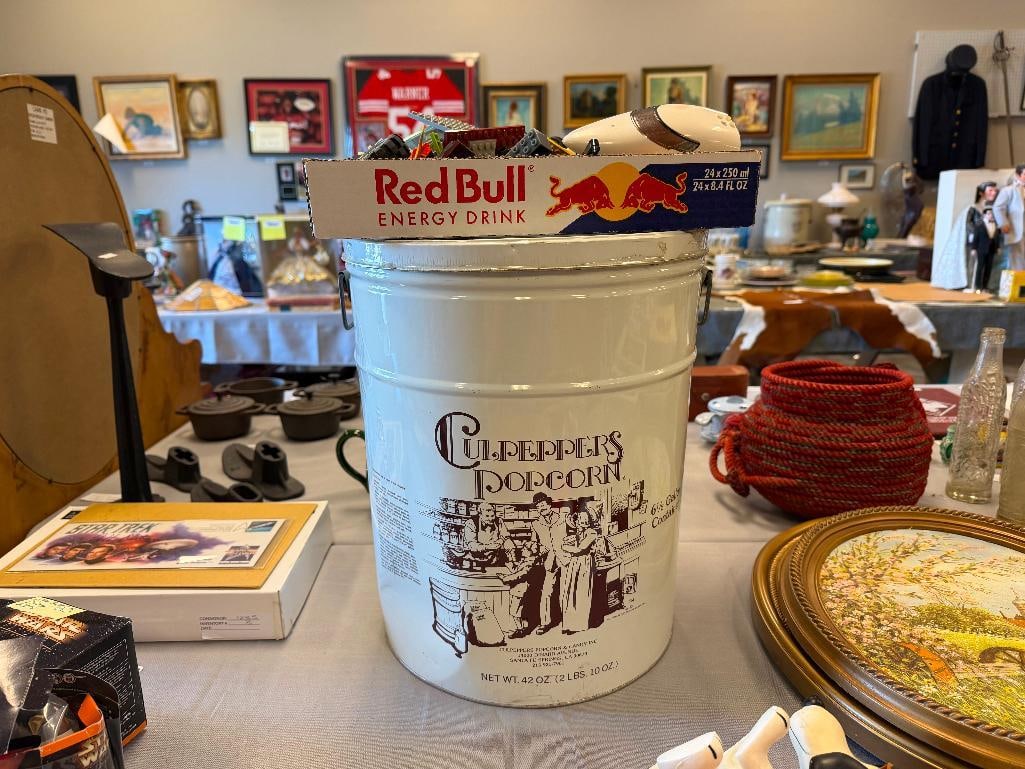 APPROX 15LBS OF ASSORTED LEGOS IN CULPEPPERS POPCORN TIN BUCKET WITH LID - 3