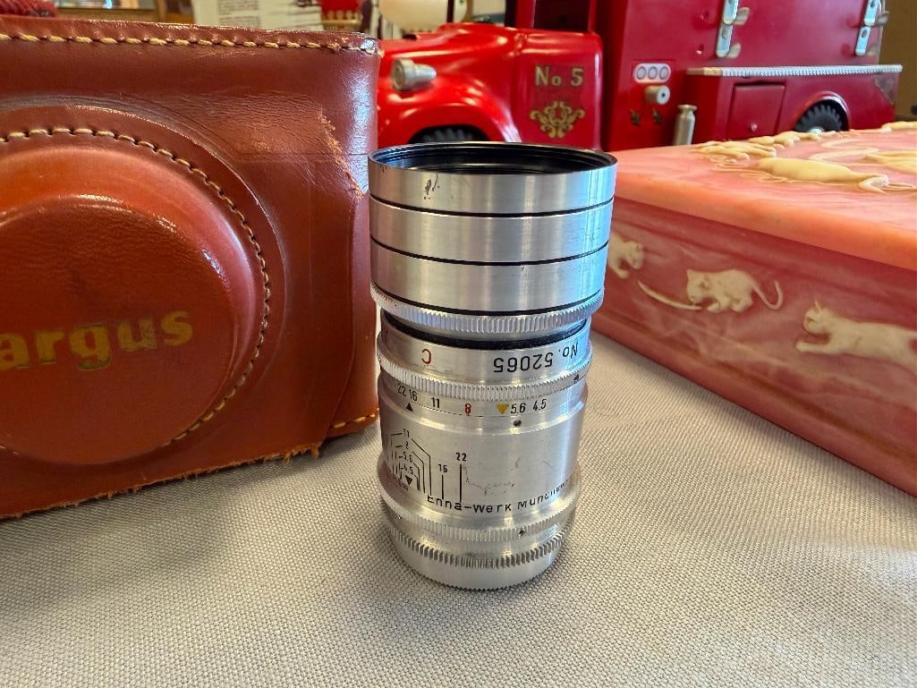 VINTAGE ARGUS C3 RANGEFINDER 35MM CAMERA WITH ARGUS TELE-SANDMAR 100MM LENS - 3