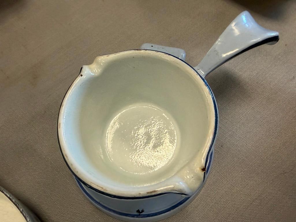 VINTAGE DUTCH DRU HOLLAND MADE ENAMELED CAST IRON KITCHENWARE INCLUDING SKILLET AND SAUCE PAN - 5