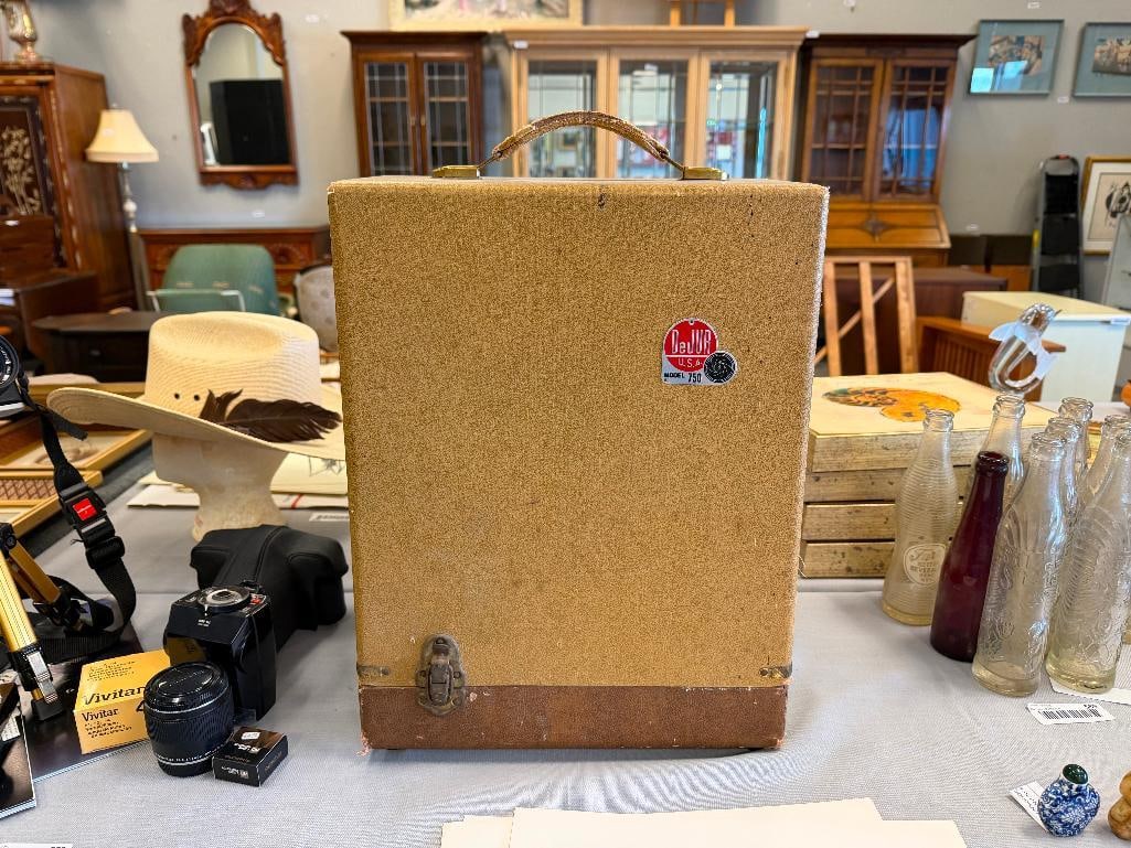 DEJUR MODEL 750 8MM FILM HOME MOVIE PROJECTOR - 2