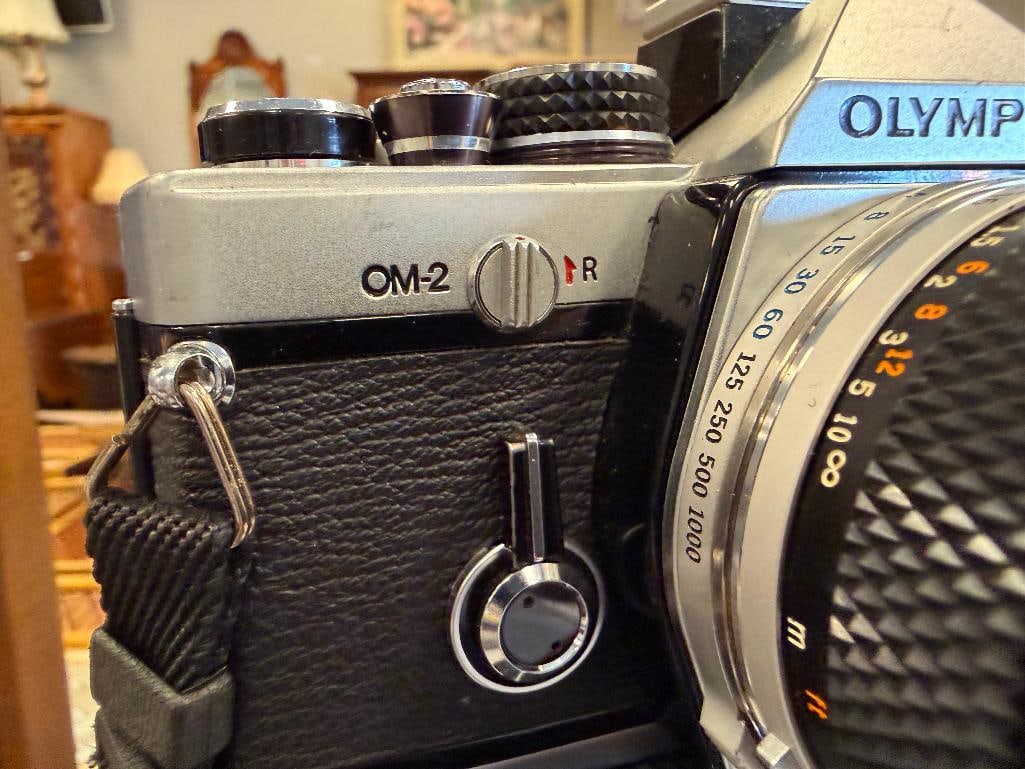 OLYMPUS OM-2 VINTAGE CAMERA AND ACCESORIES INCLUDING TRI-POD - 5