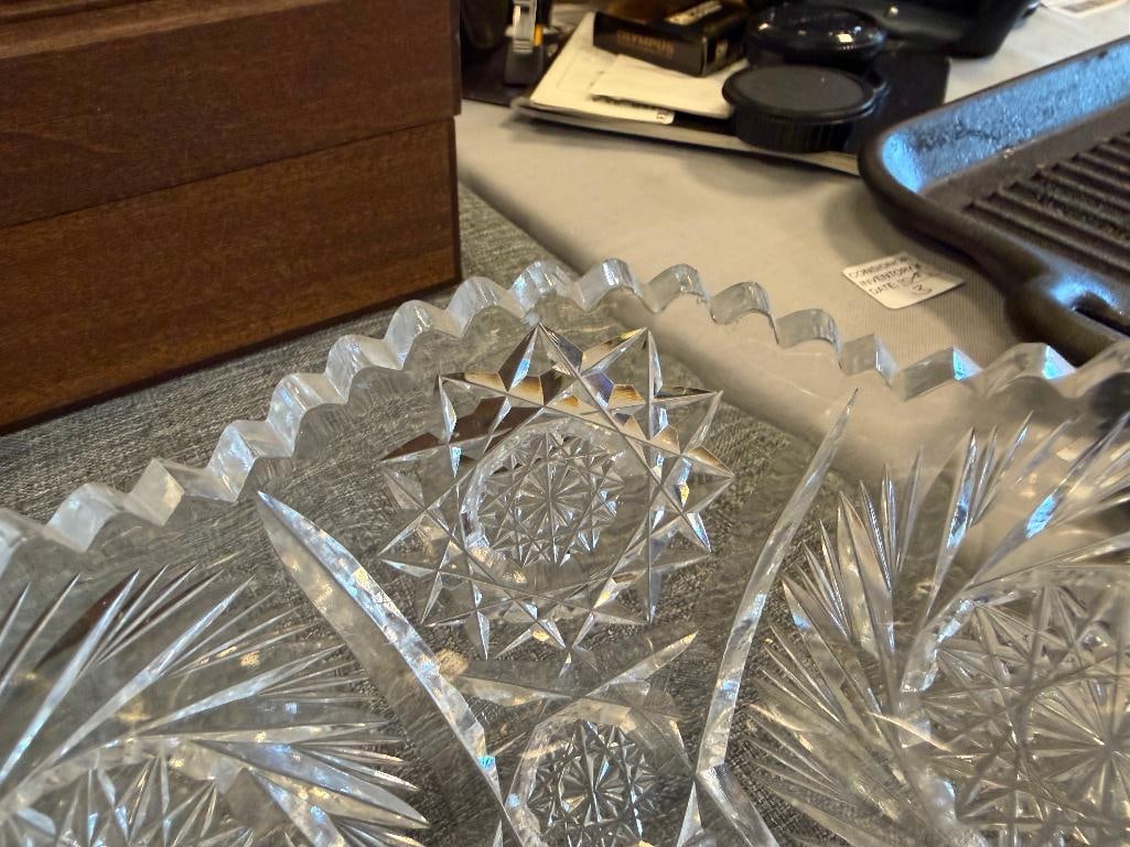 TWO AMERICAN BRILLIANT PERIOD HOBSTAR CUT CRYSTAL BOWLS - 7