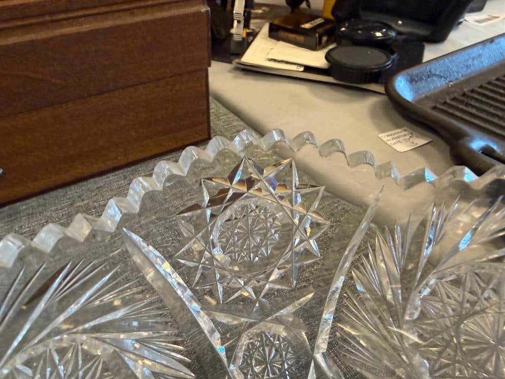 TWO AMERICAN BRILLIANT PERIOD HOBSTAR CUT CRYSTAL BOWLS - 8