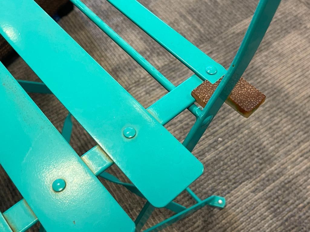 GREEN METAL COLLAPSIBLE PATIO TABLE AND TWO CHAIRS - 5