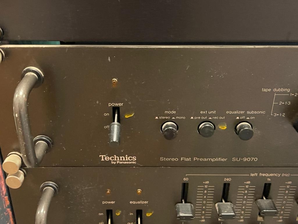 TECHNICS BY PANASONIC STEREO FLAT PREAMPLIFIER SU-9070 - 2