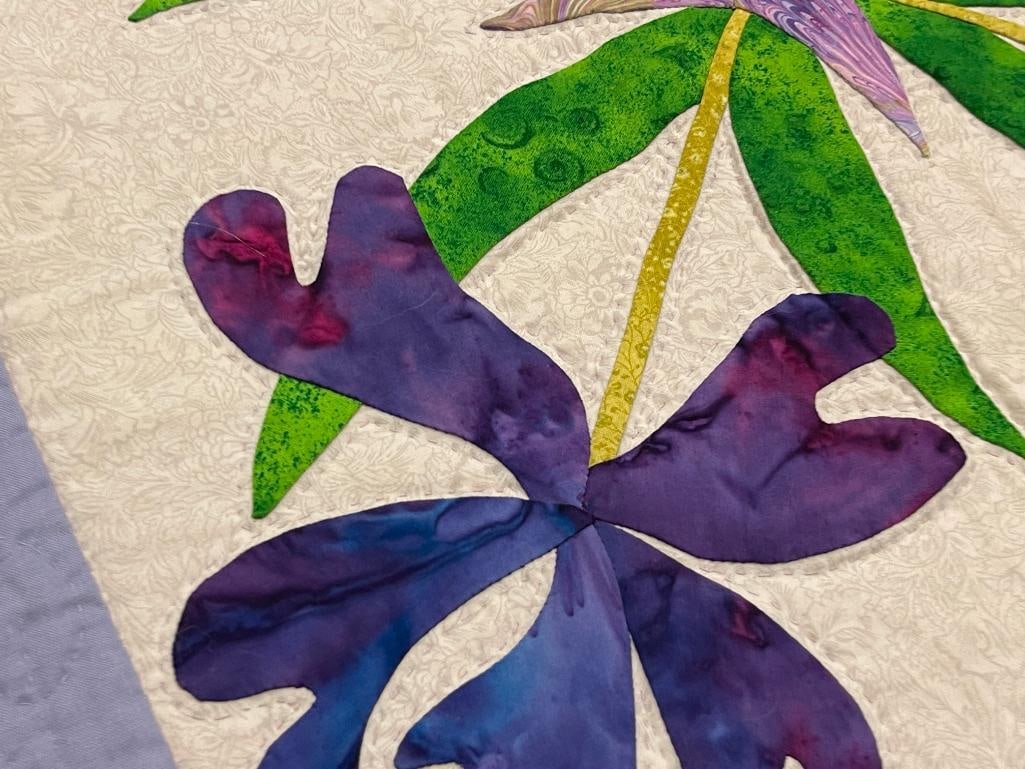 VINTAGE HANDMADE STARS IN THE GARDEN PATTERN QUILT - 4