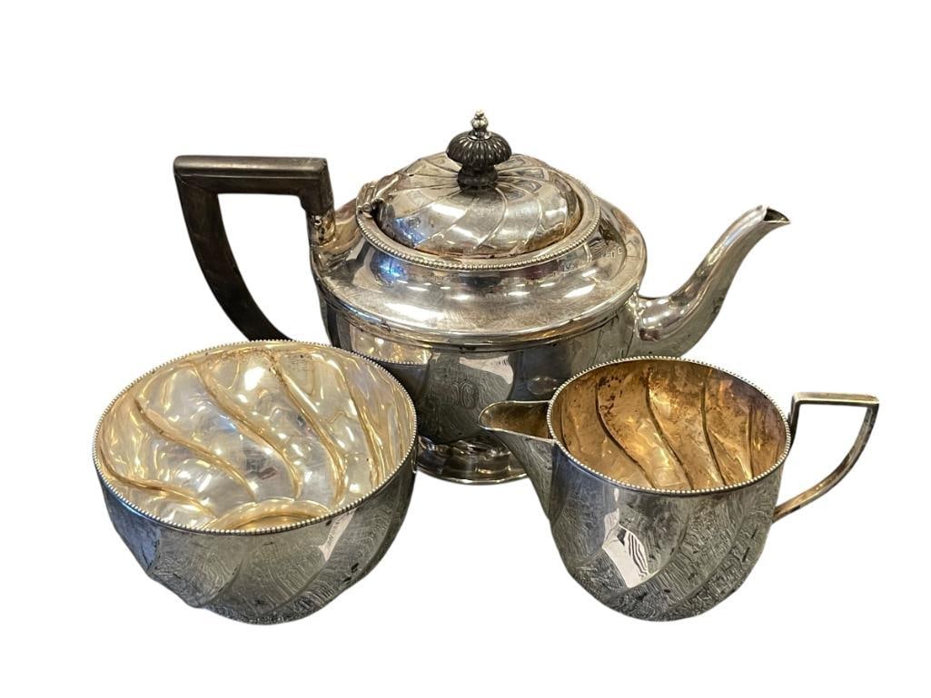 MAPPIN & WEBB 1920'S ART DECO TEAPOT CREAMER AND SUGR BOWL MATCHING SET: MAPPIN & WEBB 1920'S ART DECO TEAPOT CREAMER AND SUGAR BOWL MATCHING SET WITH "D" MONOGRAM 8" TEAPOT